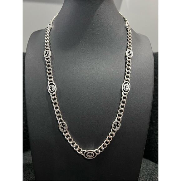 Gucci silver tone interlocking g chain necklace